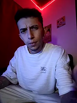 Chris  Jones online show from October 7, 2025, 4:31 am