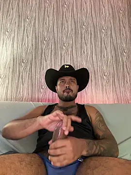 Snapshot of PapiStan chatting on February 6, 2026, 1:10 am PapiStan online show from February 6, 2026, 1:10 am