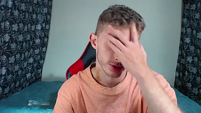 Snapshot of andrewxbi chatting on January 16, 2026, 11:36 am andrewxbi online show from January 16, 2026, 11:36 am