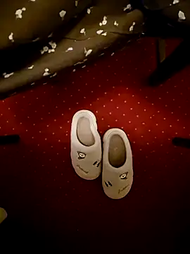 Snapshot of AlessiaCroft chatting on November 27, 2025, 5:09 am AlessiaCroft online show from November 27, 2025, 5:09 am