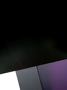 Snapshot of AlessiaCroft chatting on December 18, 2025, 5:13 am AlessiaCroft online show from December 18, 2025, 5:13 am