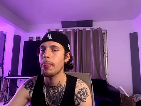 bigrosa21cm online show from November 7, 2025, 10:10 pm