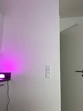 Snapshot of kittlunixx chatting on February 9, 2026, 9:57 am kittlunixx online show from February 9, 2026, 9:57 am