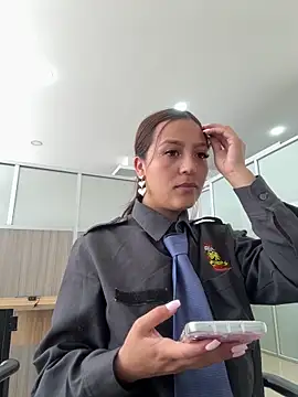 Snapshot of MELODY__06 chatting on November 9, 2025, 1:20 pm MELODY 06 online show from November 9, 2025, 1:20 pm