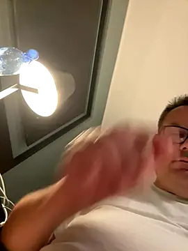 Snapshot of Naturfreund1965 chatting on October 10, 2025, 12:53 am Naturfreund1965 online show from October 10, 2025, 12:53 am