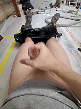 Snapshot of geilerschwanz556r7 chatting on February 13, 2026, 8:32 am geilerschwanz556r7 online show from February 13, 2026, 8:32 am