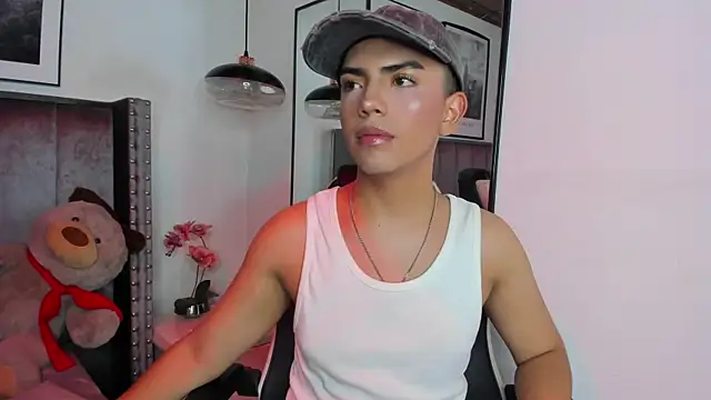 Snapshot of Niick_Twink chatting on September 10, 2025, 7:14 pm Niick Twink online show from September 10, 2025, 7:14 pm