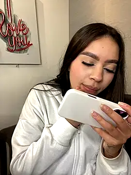 Cristina pinkk online show from November 20, 2025, 2:56 am