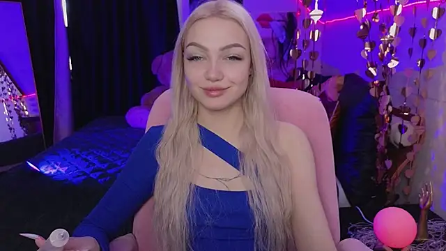 LinaLirian online show from March 21, 2026, 8:08 am