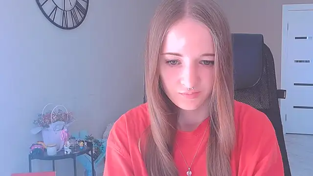 Snapshot of KateKayer chatting on September 11, 2025, 8:36 am KateKayer online show from September 11, 2025, 8:36 am