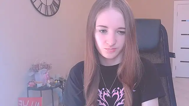 Snapshot of KateKayer chatting on September 16, 2025, 8:48 am KateKayer online show from September 16, 2025, 8:48 am