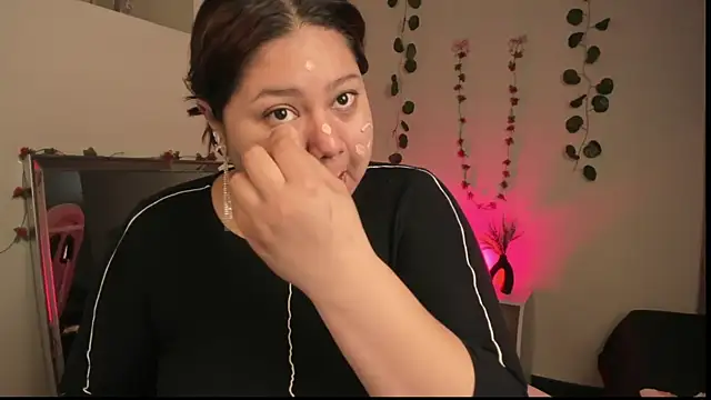 Snapshot of Paprika_ chatting on September 30, 2025, 5:40 pm Paprika online show from September 30, 2025, 5:40 pm