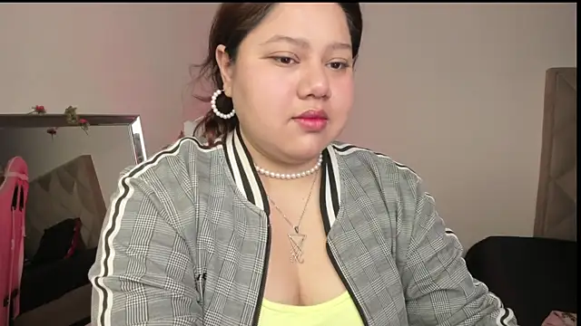 Paprika  online show from November 12, 2025, 3:12 pm