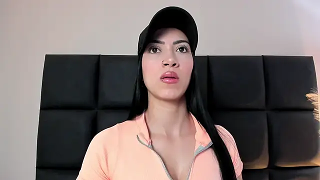 AbbieJoness  online show from December 16, 2025, 11:37 am