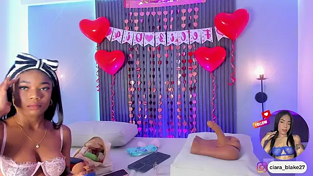 Snapshot of ciara_blake chatting on February 6, 2026, 8:01 pm ciara blake online show from February 6, 2026, 8:01 pm