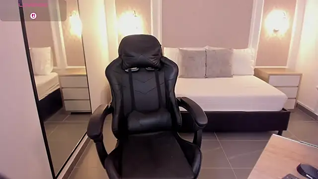 Snapshot of malu_03x chatting on October 30, 2025, 3:08 am malu 03x online show from October 30, 2025, 3:08 am