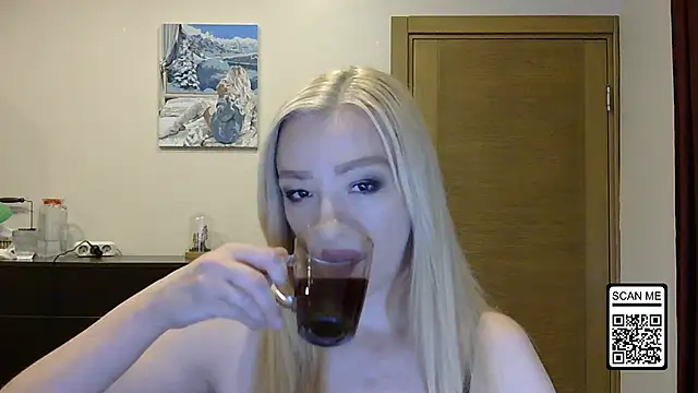 Snapshot of Wild_Silk_Desire chatting on September 12, 2025, 12:49 pm Wild Silk Desire online show from September 12, 2025, 12:49 pm