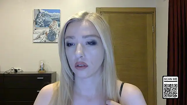 Snapshot of Wild_Silk_Desire chatting on September 29, 2025, 1:49 pm Wild Silk Desire online show from September 29, 2025, 1:49 pm