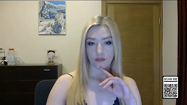 Snapshot of Wild_Silk_Desire chatting on November 9, 2025, 2:37 pm Wild Silk Desire online show from November 9, 2025, 2:37 pm