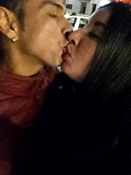 Snapshot of hotCOUPLEPETRA chatting on January 11, 2026, 5:40 pm hotCOUPLEPETRA online show from January 11, 2026, 5:40 pm