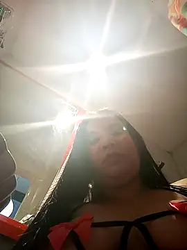 Snapshot of hotCOUPLEPETRA chatting on January 17, 2026, 2:49 am hotCOUPLEPETRA online show from January 17, 2026, 2:49 am