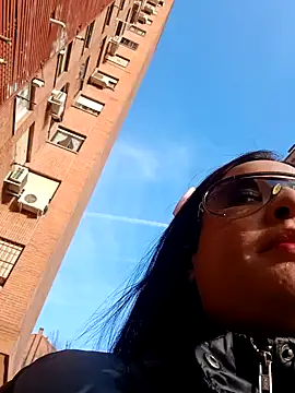 Snapshot of hotCOUPLEPETRA chatting on February 27, 2026, 4:40 pm hotCOUPLEPETRA online show from February 27, 2026, 4:40 pm