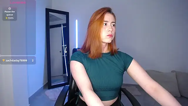 Snapshot of ANASTASIA_DOLL8 chatting on December 4, 2025, 1:48 am ANASTASIA DOLL8 online show from December 4, 2025, 1:48 am