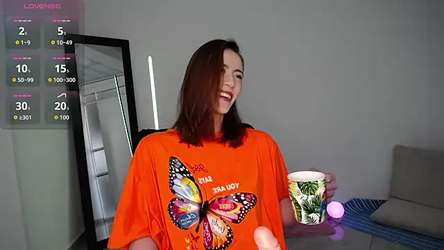 Snapshot of ANASTASIA_DOLL8 chatting on February 18, 2026, 7:32 pm ANASTASIA DOLL8 online show from February 18, 2026, 7:32 pm