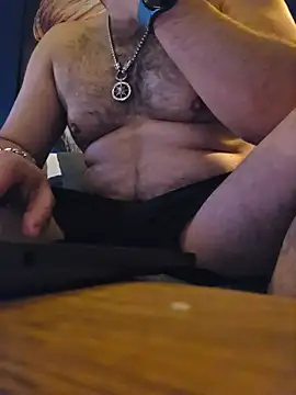 Snapshot of CloudyMuscleBeefy chatting on January 13, 2026, 8:03 pm CloudyMuscleBeefy online show from January 13, 2026, 8:03 pm