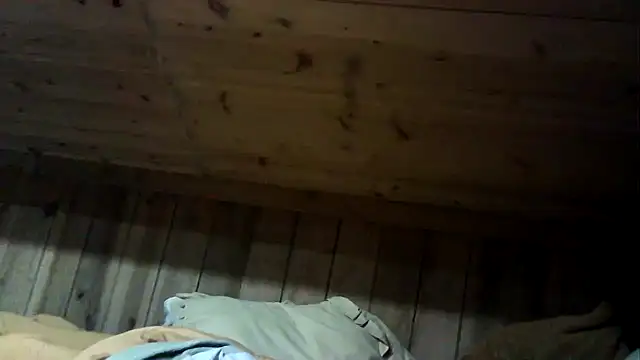 Snapshot of Angelsordemons6 chatting on February 16, 2026, 9:33 pm Angelsordemons6 online show from February 16, 2026, 9:33 pm