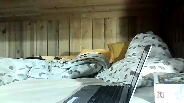 Snapshot of Angelsordemons6 chatting on February 28, 2026, 7:48 pm Angelsordemons6 online show from February 28, 2026, 7:48 pm