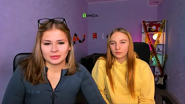 jeren smile online show from November 1, 2025, 8:11 pm