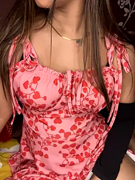 Snapshot of Scarlett_1819 chatting on December 21, 2025, 5:09 pm Scarlett 1819 online show from December 21, 2025, 5:09 pm