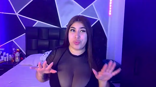 jazminslut online show from March 17, 2026, 1:21 am