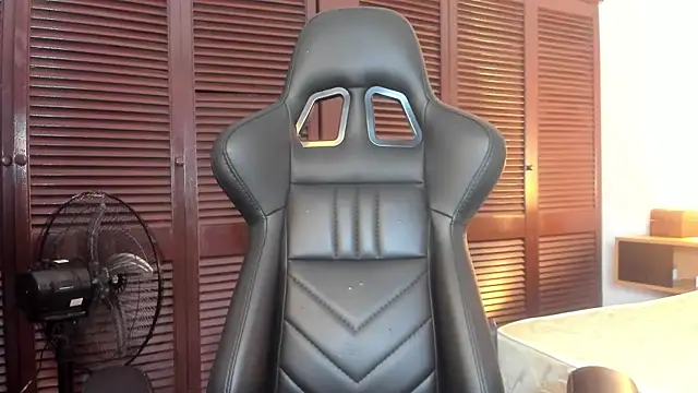 Snapshot of Amandacooper2 chatting on July 6, 2026, 7:27 pm Amandacooper2 online show from July 6, 2026, 7:27 pm