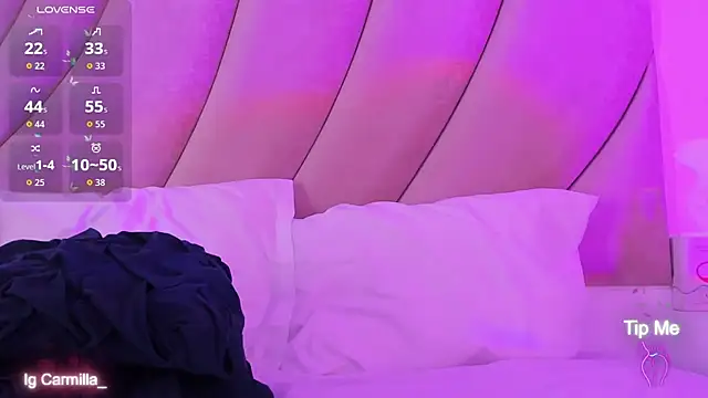 Snapshot of AnnahiBaker chatting on January 18, 2026, 5:17 pm AnnahiBaker online show from January 18, 2026, 5:17 pm