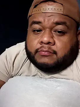 Osogaypardo online show from September 14, 2025, 5:06 am