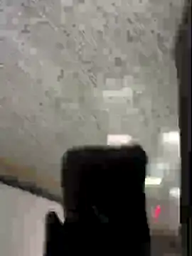 xiaoyuan01 online show from September 21, 2025, 1:40 am