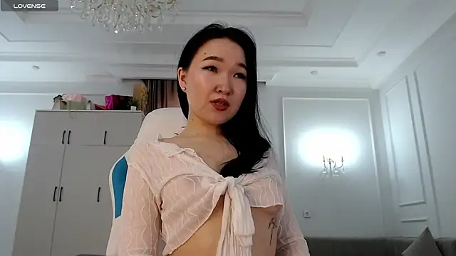 Snapshot of scamelia chatting on January 12, 2026, 4:29 am scamelia online show from January 12, 2026, 4:29 am