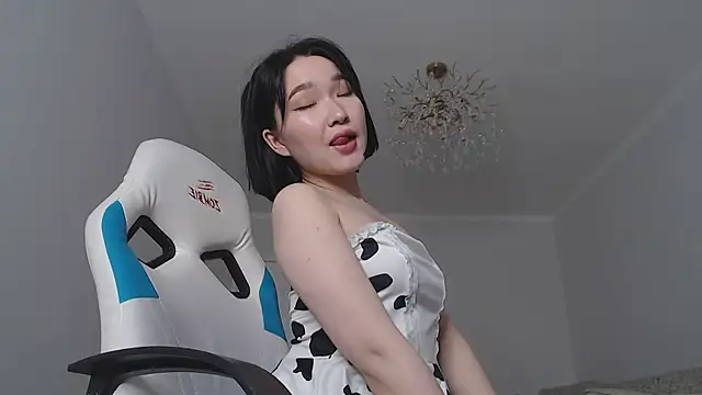 Snapshot of scamelia chatting on March 10, 2026, 6:51 am scamelia online show from March 10, 2026, 6:51 am