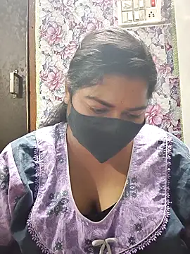 Snapshot of Liyaa_24 chatting on March 16, 2026, 5:06 pm Liyaa 24 online show from March 16, 2026, 5:06 pm