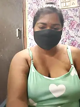 Snapshot of Liyaa_24 chatting on March 17, 2026, 9:45 am Liyaa 24 online show from March 17, 2026, 9:45 am