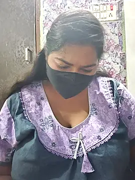 Snapshot of Liyaa_24 chatting on March 23, 2026, 4:44 pm Liyaa 24 online show from March 23, 2026, 4:44 pm