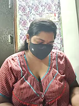 Snapshot of Liyaa_24 chatting on April 12, 2026, 5:07 pm Liyaa 24 online show from April 12, 2026, 5:07 pm