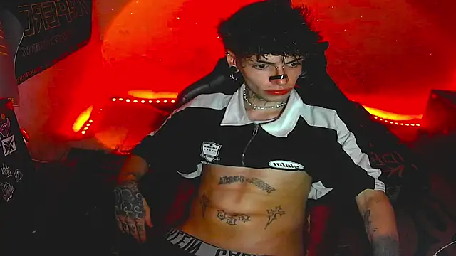 Snapshot of prince_x_dark chatting on January 9, 2026, 7:44 am prince x dark online show from January 9, 2026, 7:44 am