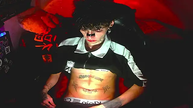 Snapshot of prince_x_dark chatting on February 1, 2026, 6:23 am prince x dark online show from February 1, 2026, 6:23 am