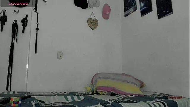 Snapshot of morbo_total69 chatting on March 4, 2026, 5:02 am morbo total69 online show from March 4, 2026, 5:02 am