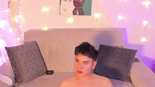 Snapshot of Young_Ben chatting on February 26, 2026, 5:17 am Young Ben online show from February 26, 2026, 5:17 am