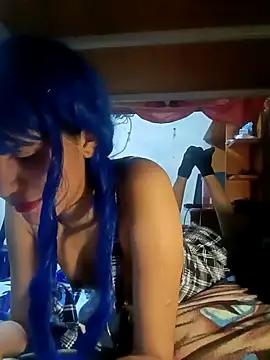 Snapshot of famousfox-69 chatting on March 4, 2026, 7:47 am famousfox-69 online show from March 4, 2026, 7:47 am