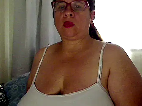 Snapshot of luciana69hot chatting on February 24, 2025, 7:30 pm luciana69hot online show from February 24, 2025, 7:30 pm